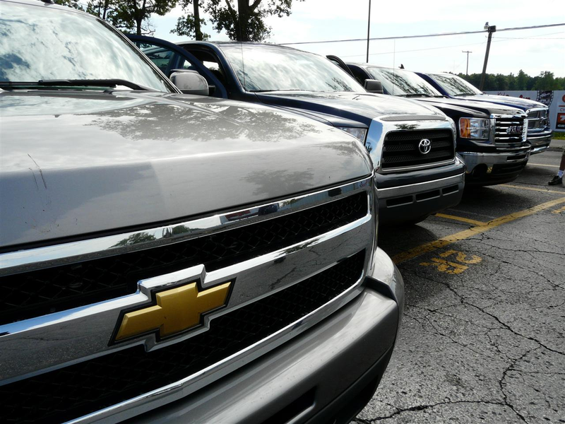 Illustration for article titled Jalopnik's 2009 Pickup Truck Comparison Head-To-Head Jubilee Event Challenge Spectacular!